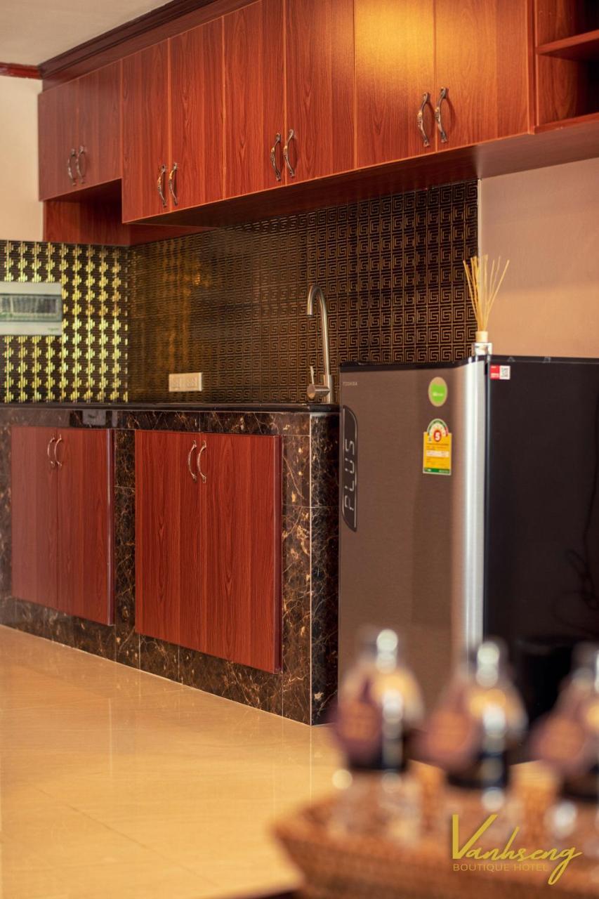 Vanhseng Boutique Vientiane Hotel Exterior photo
